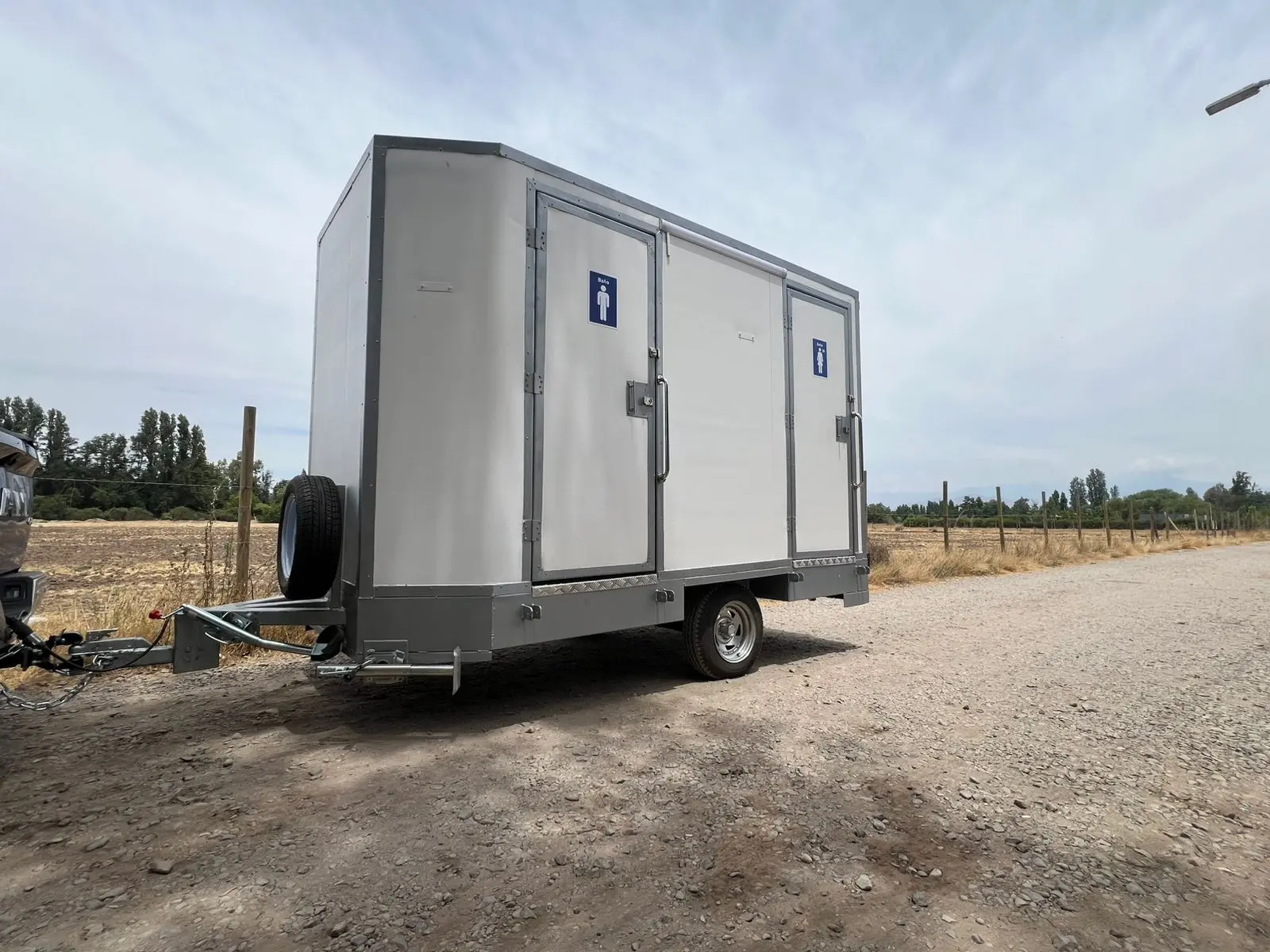 Baño móvil premium - Vista exterior